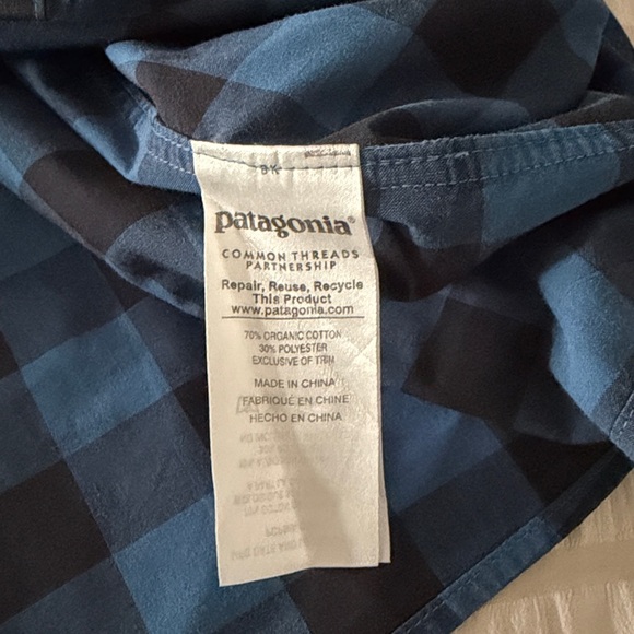Patagonia long sleeve button down shirt medium - Picture 5 of 8